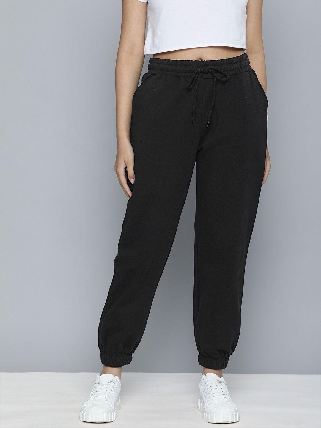 levis women black solid joggers trousers