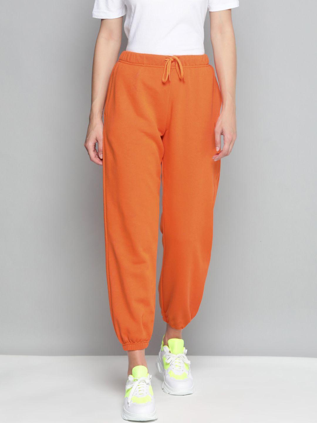 levis women orange solid relaxed joggers trousers