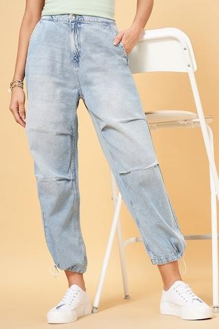 light blue solid cotton women comfort fit jeans
