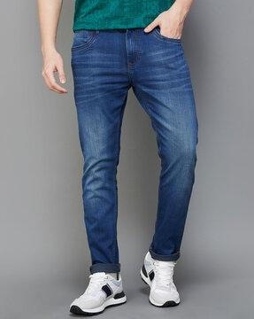 light washed jeans with pockets