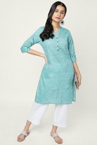 light blue stripe casual mandarin 3/4th sleeves knee length women regular fit kurta