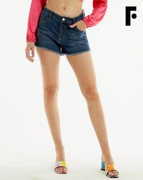 light-distress frayed hem denim shorts