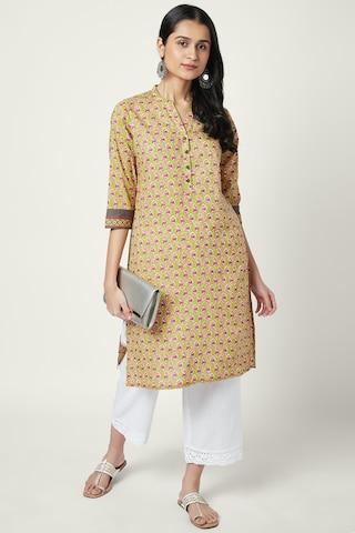 light green floral print ethnic mandarin 3/4th sleeves knee length women regular fit kurta