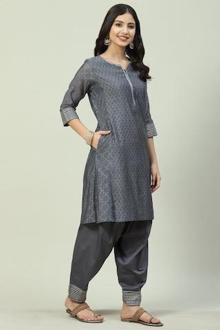 light grey printed casual round neck 3/4th sleeves ankle-length women relaxed fit kurta salwar set