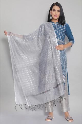 light grey stripe viscose/polyester dupatta