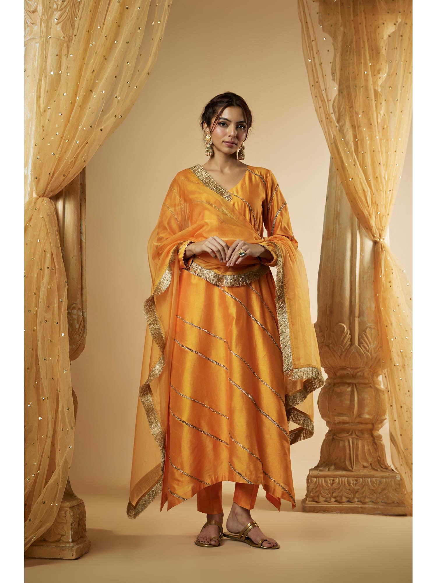 light orange chanderi lace work embroidered kurta with pant & dupatta (set of 3)