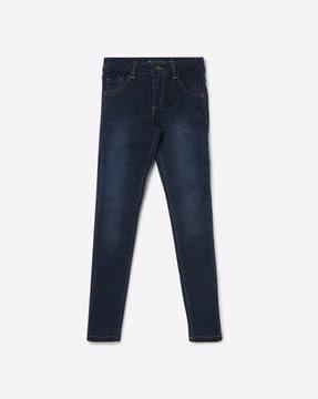 light-wash 5-pocket jeans