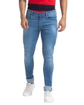 light-wash skinny fit jeans