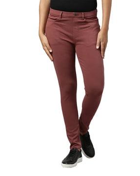 light-wash slim fit jeggings