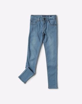 lightly washed low-rise skinny jeans