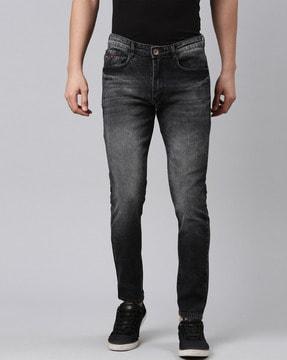 lightly washed demin slim jeans