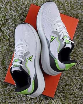 lightweight lace-up sports shoes