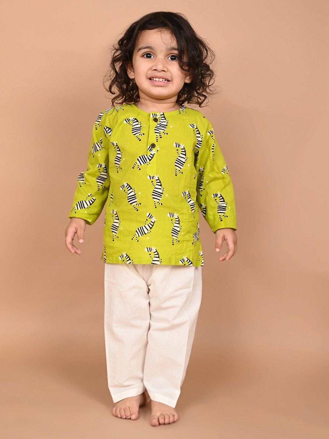 lil pitaara kids conversational printed pure cotton kurta & pyjamas