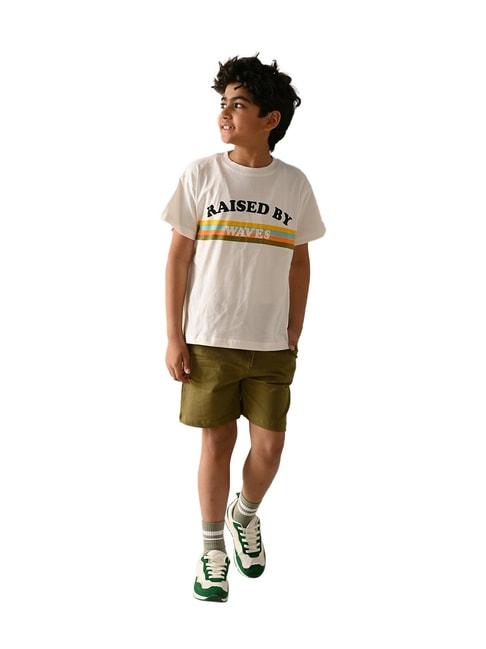 lilpicks-kids-white-&-green-cotton-printed-t-shirt-set