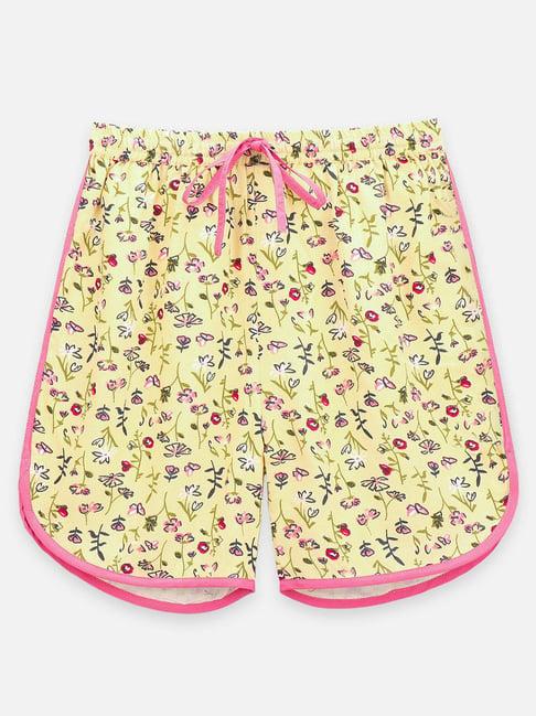 lilpicks kids yellow & pink floral print shorts