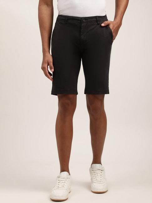 lindbergh-black-regular-fit-shorts