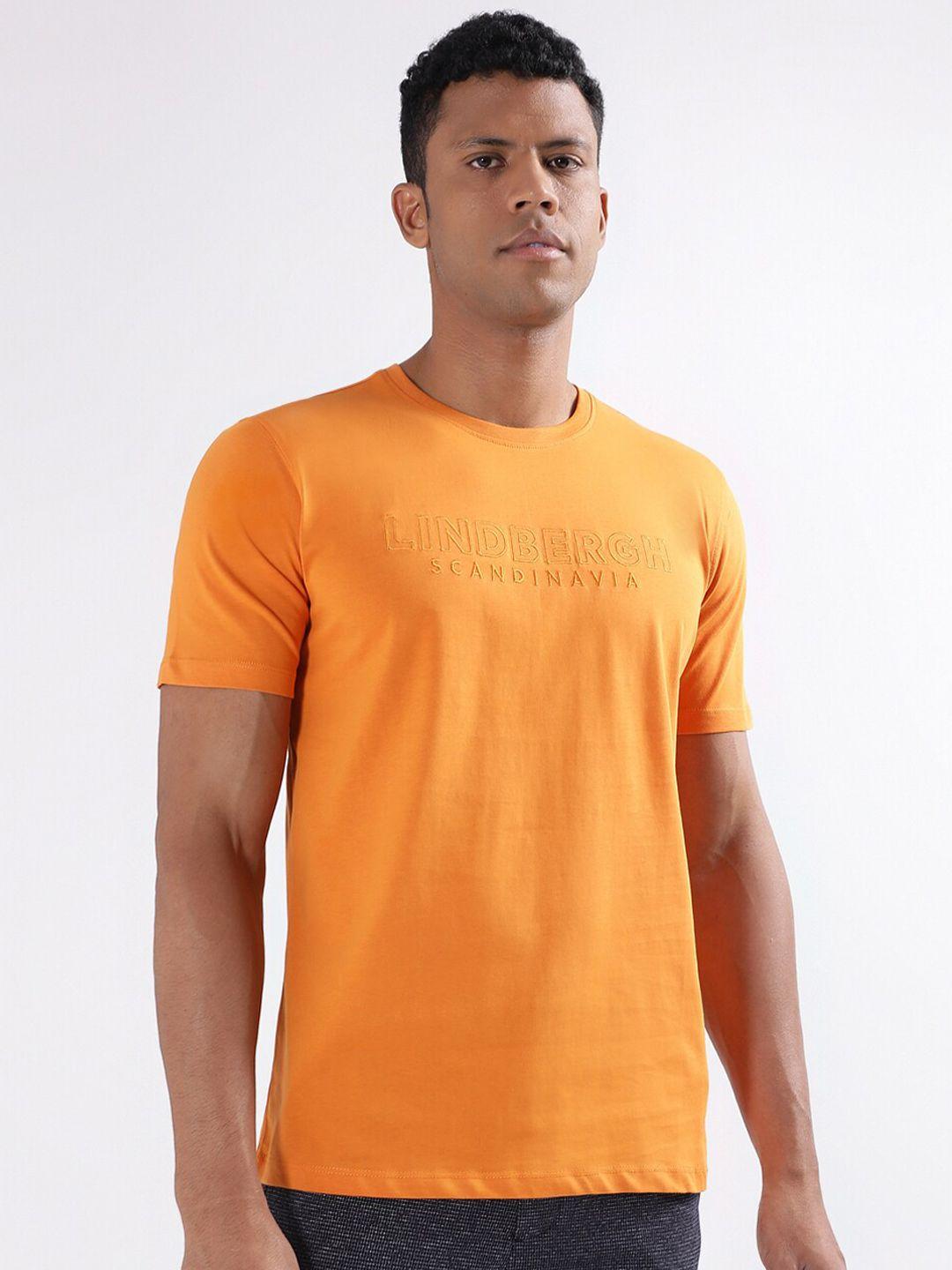 lindbergh men typography printed round neck cotton regular t-shirt