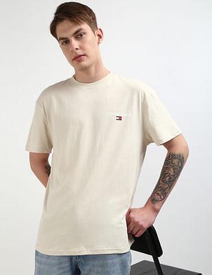 linear print sustainable t-shirt