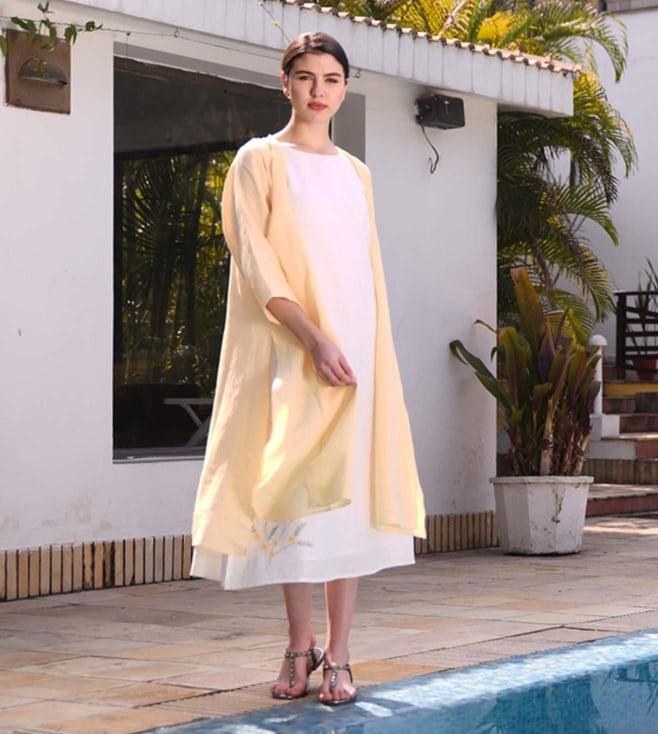 linen bloom butter cup cape