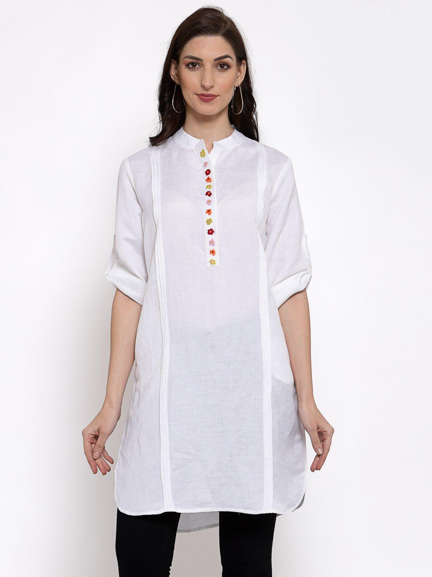 linen kurta with hand embroidery on it -white