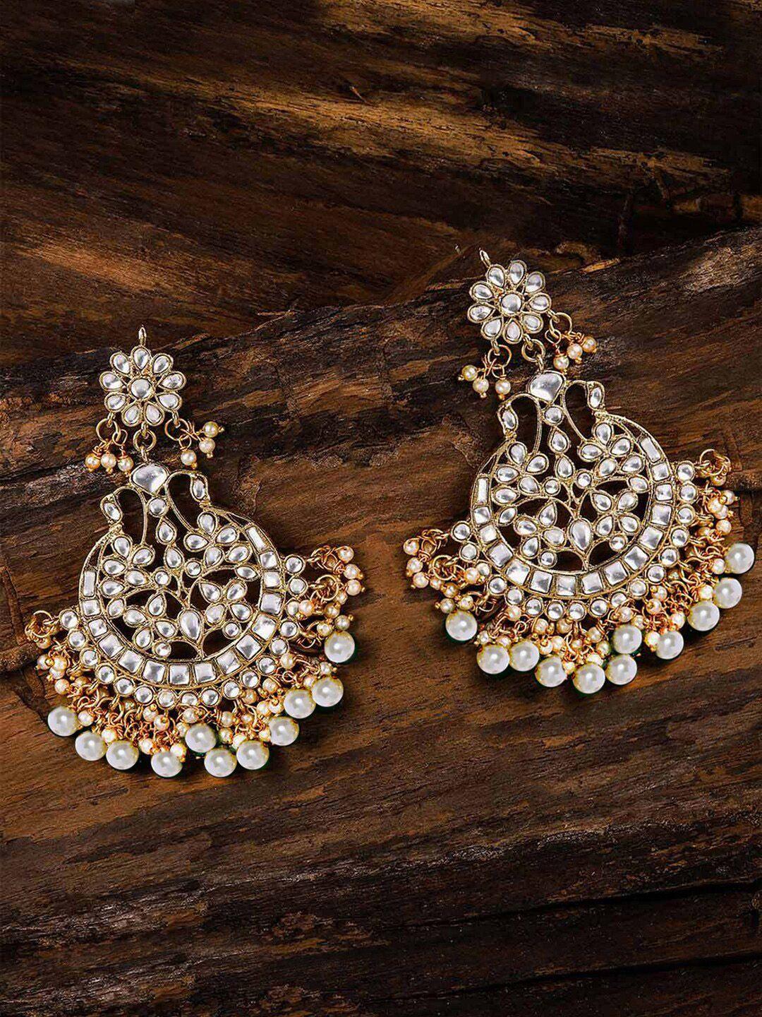 live evil white & gold-toned & plated kundan maang tikka with earrings set