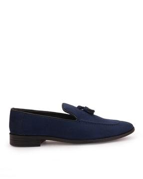 loafers with tassels