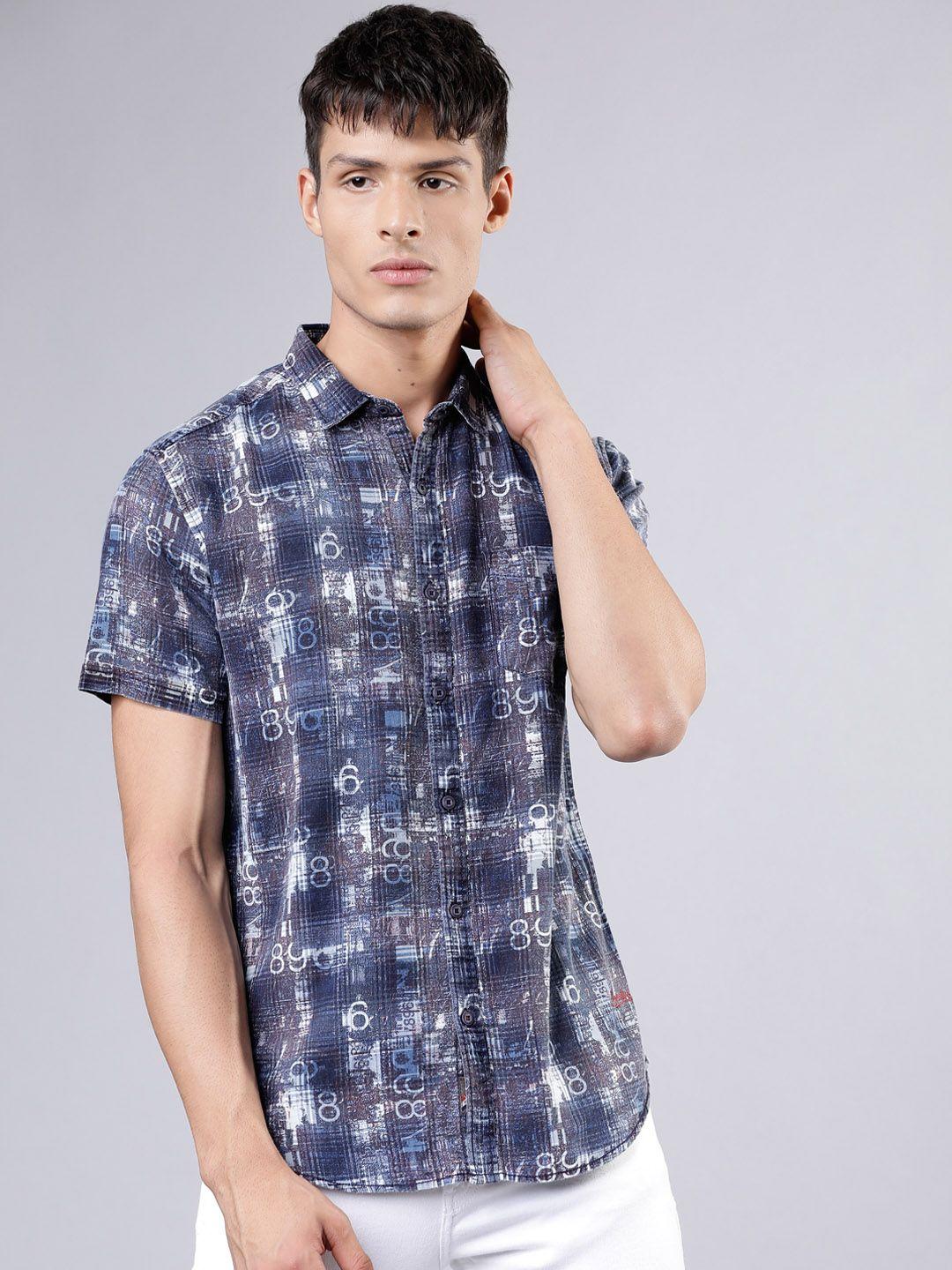 locomotive men blue & off-white slim fit checked casual shirt