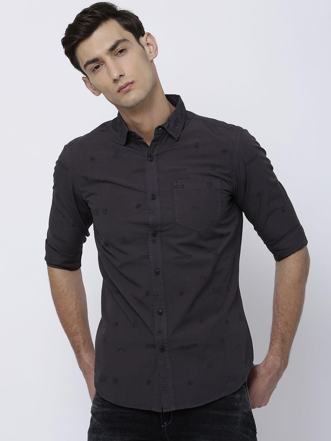 locomotive men charcoal grey slim fit printed casual shirt