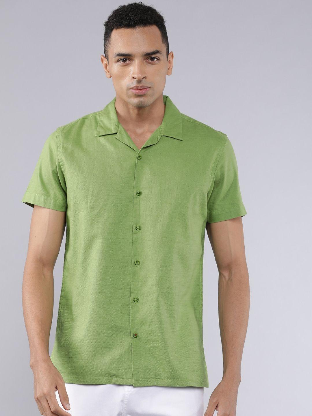 locomotive men green slim fit solid casual shirt