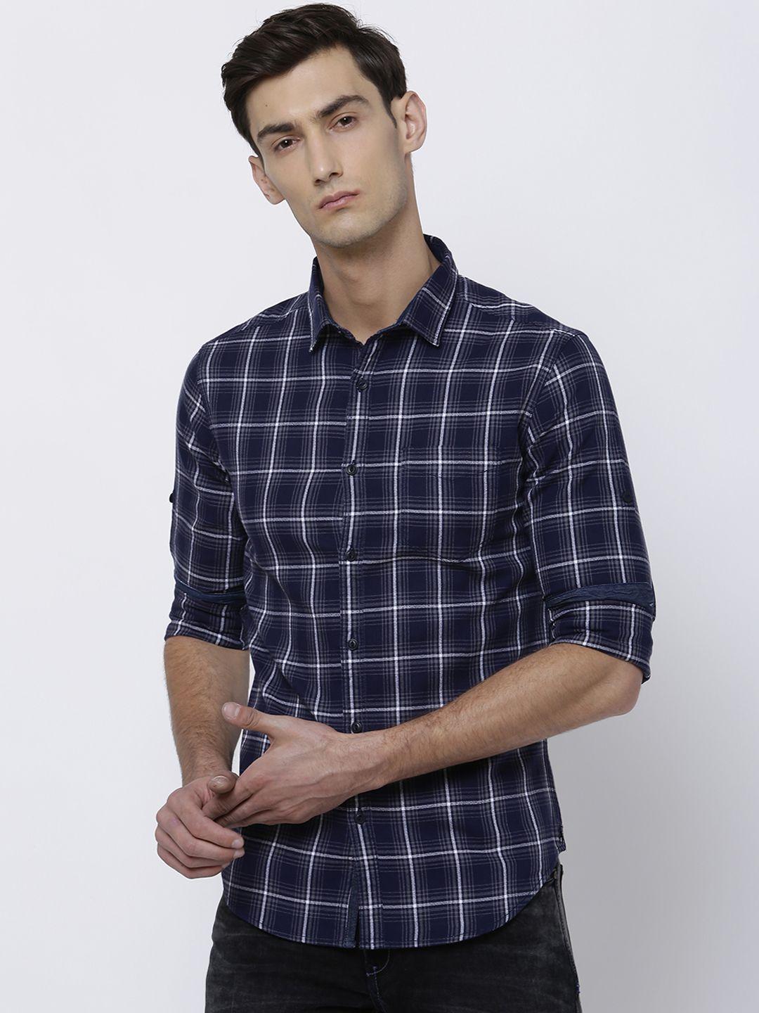 locomotive men navy blue slim fit checked casual shirt