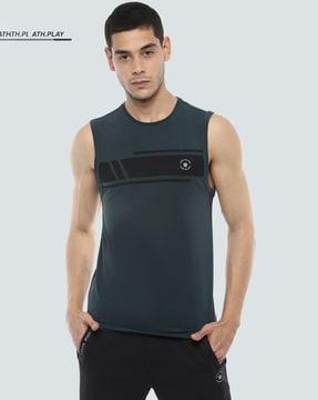 logo print sleeveless vest