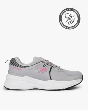 logo print lace-up sports shoes