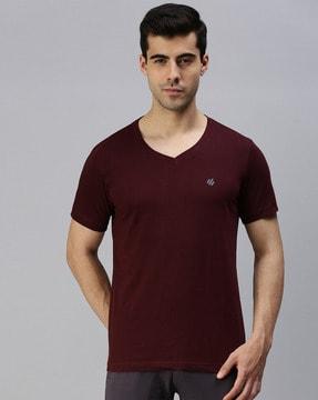 logo print v-neck t-shirt