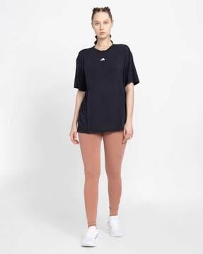 loose fit round-neck feeding t-shirt with logo print