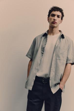 loose fit short-sleeved linen-blend shirt