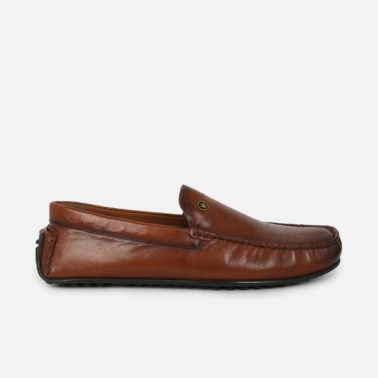 louis philippe men solid slip on loafers