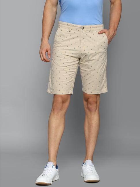 louis philippe beige slim fit printed shorts