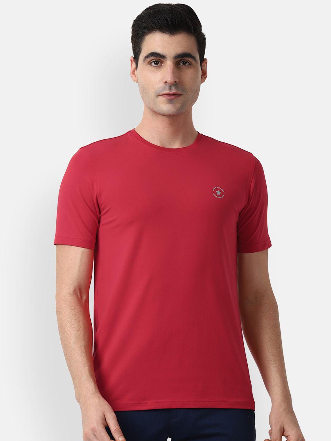louis philippe men red solid round neck t-shirt