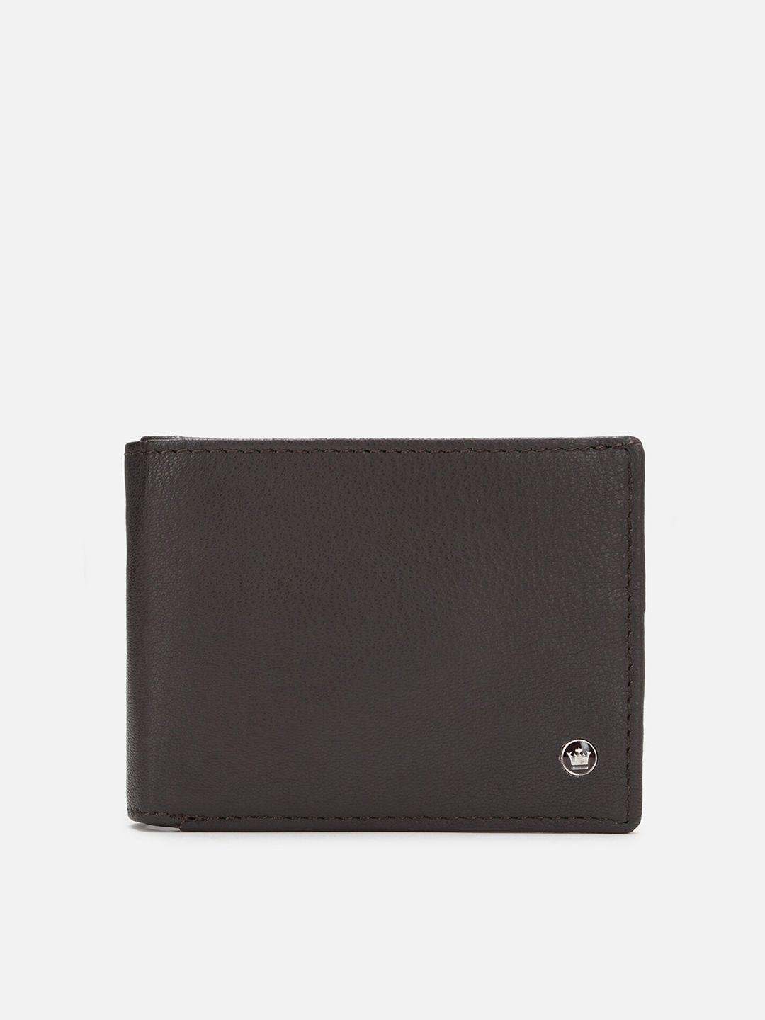 louis philippe men textured leather two fold wallet