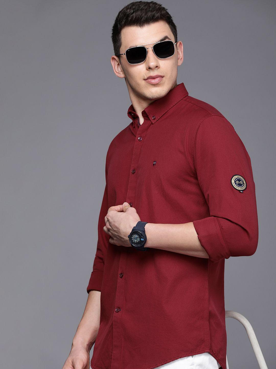 louis philippe sport men maroon solid slim fit pure cotton casual shirt