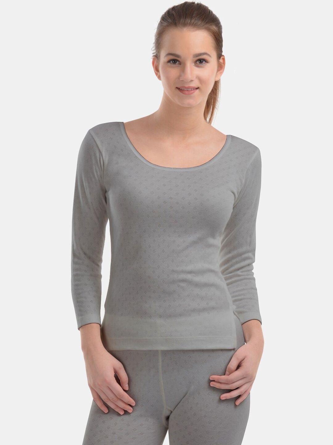 lovable sport round neck snug fit thermal top