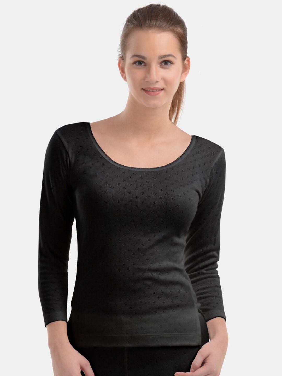 lovable sport round neck snug fit thermal top