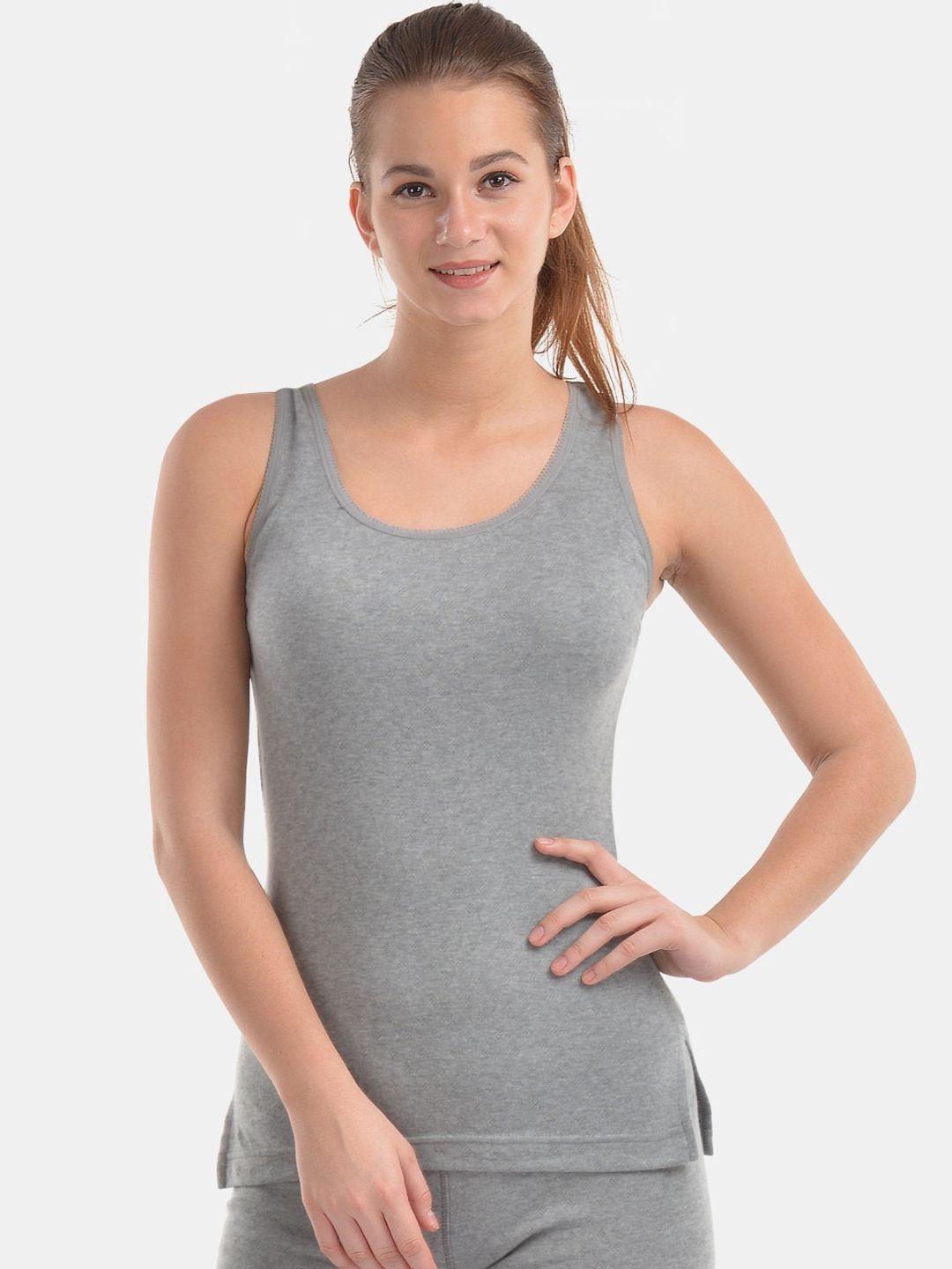 lovable sport women round neck snug fit thermal top