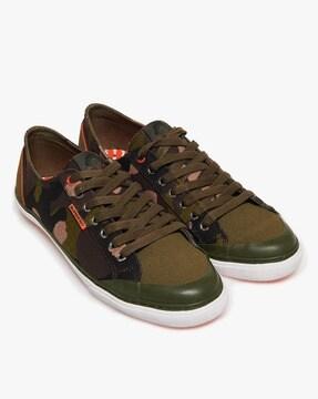 low pro retro camouflage print casual shoes