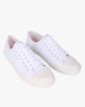 low-rise lace-up sneakers