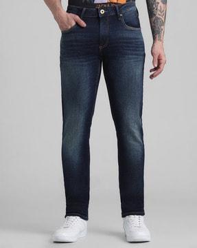 low-rise jeans with insert pockets