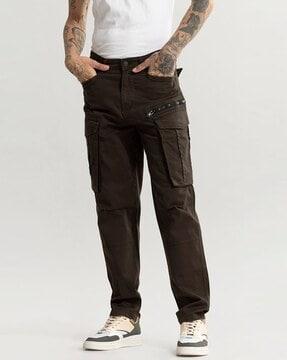 low-rise relaxed fit cargo pants