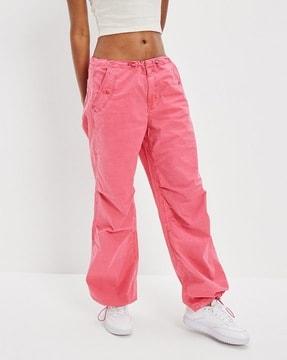 low-rise relaxed fit pants