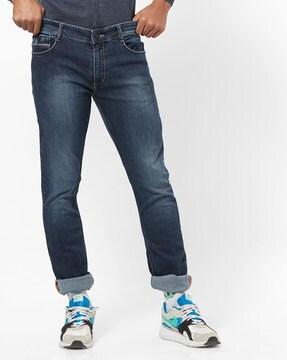 low-rise skinny fit jeans