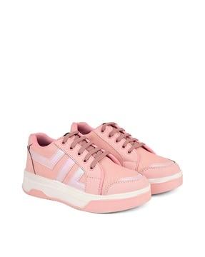 low-top lace-up casual shoes